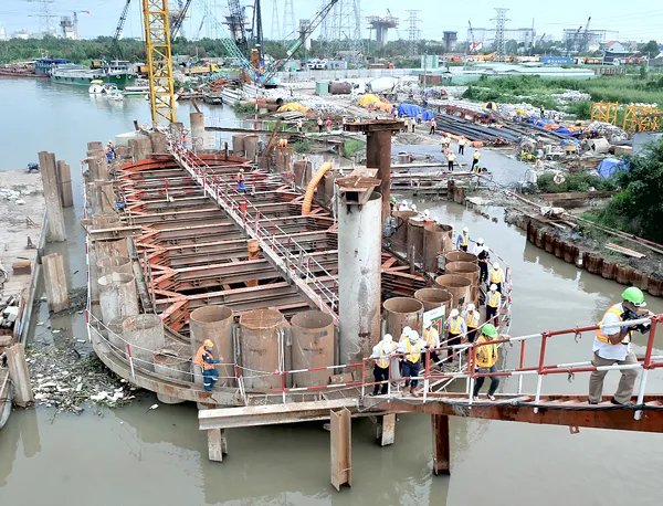 Bí thư Thành ủy TPHCM Nguyễn Thiện Nhân: Hệ thống cống ngăn triều phải đồng bộ ảnh 1