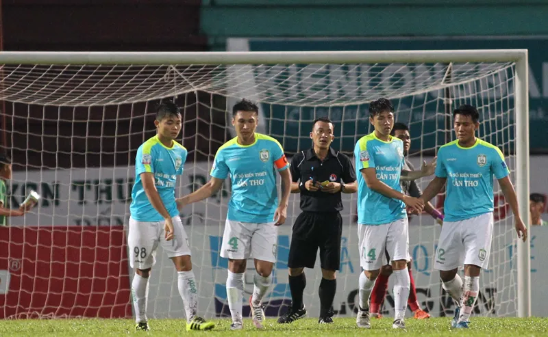 Dù lọt vào vòng 1/8 Cúp Quốc gia nhưng Cần Thơ vẫn không mặn mà. Ảnh: Duy Anh