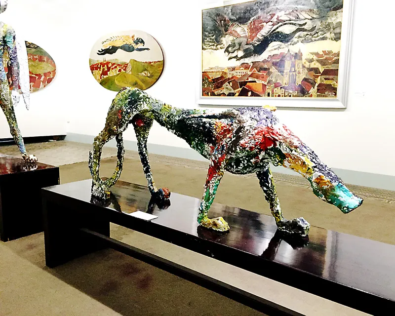 Tác phẩm sơn mài Vua