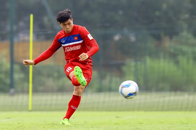 Công Phượng dưới thời HLV Hữu Thắng chưa bao giờ ghi được bàn thắng ở các trận đấu chính thức. Ảnh: Minh Hoàng
