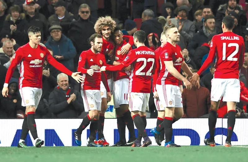 Man.United là đội bóng có doanh thu cao nhất nhì Premier League.