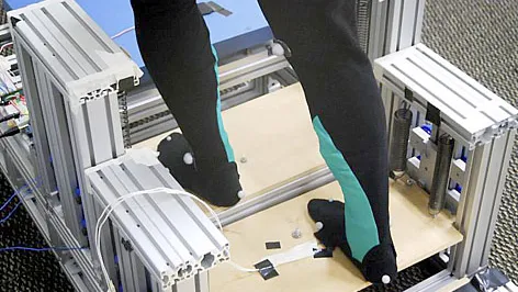 Thiết bị giúp tiết kiệm sức lực  khi đi cầu thang bộ