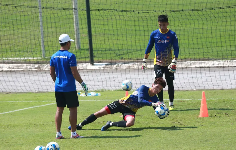 Người gác đền Việt Nam vẫn còn là vị trí đáng lo nhất của U22 Việt Nam. Ảnh: Quang Thắng