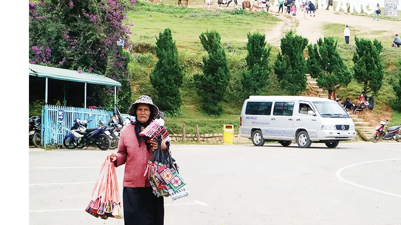 Nỗi niềm làng nghề dưới chân núi mẹ ảnh 1