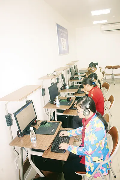 Nghĩa tình sách nói ảnh 5