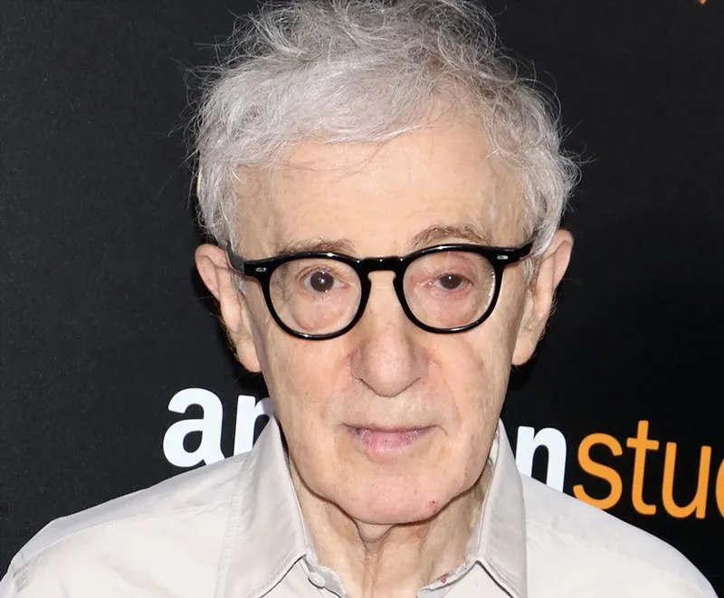 Bullets Over Broadway của Woody Allen bị hủy