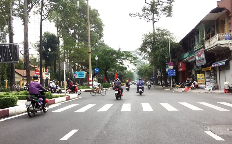 Mặt đường được thay áo mới