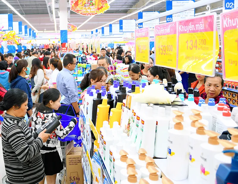 Sau tết, không “khan hàng sốt giá”  ảnh 1