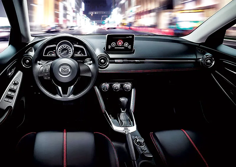 Mazda2, xe đô thị tiết kiệm nhiên liệu vượt trội ảnh 1