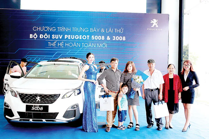 Hơn 1.000 khách hàng cùng tham gia trải nghiệm công nghệ vượt trội của SUV Peugeot 5008, 3008… ảnh 1