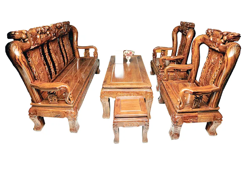 Nhân dịp lễ 30-4 và 1-5:  Cơ hội mua sắm “hàng hiệu” giá rẻ tại nội thất Hà Nam  ảnh 1