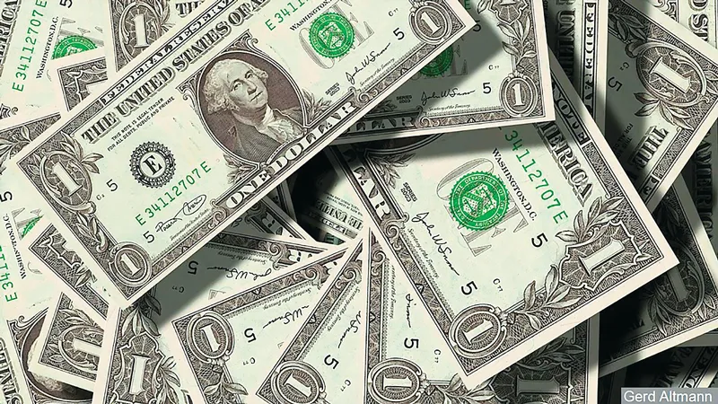 Bỏ quên vé số trúng thưởng trong ví suốt 3 tháng 