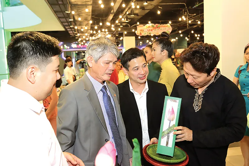 Dấu ấn sản vật và văn hóa Đồng Tháp  tại TP Hồ Chí Minh ảnh 1