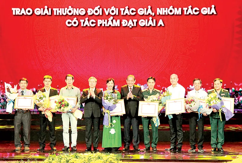 Trao 164 giải thưởng sáng tác quảng bá tác phẩm VHNT, báo chí  ảnh 1