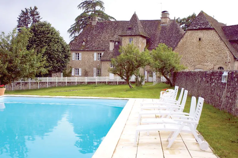 Cơ hội sở hữu lâu đài 1,7 triệu EUR chỉ với 10 bảng Anh