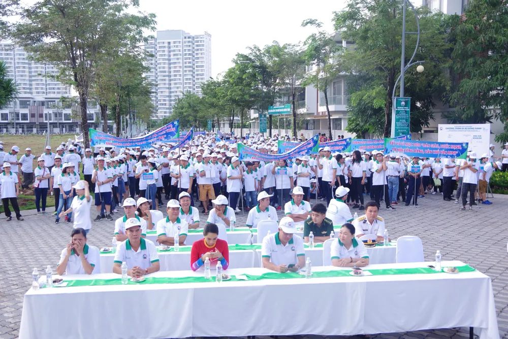 Trường Cao Đẳng Kỹ thuật Hải quân:  Đóng góp 50 triệu đồng cho Quỹ vì người nghèo  ảnh 2