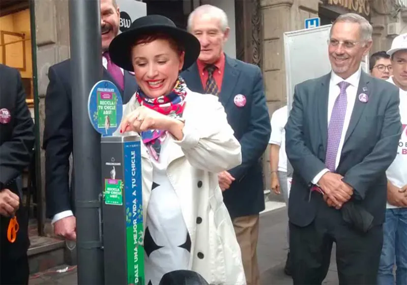 Tái chế bã kẹo cao su