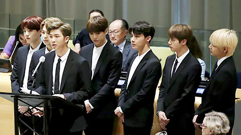 Nhóm nhạc K-pop đầu tiên phát biểu trực tiếp tại LHQ