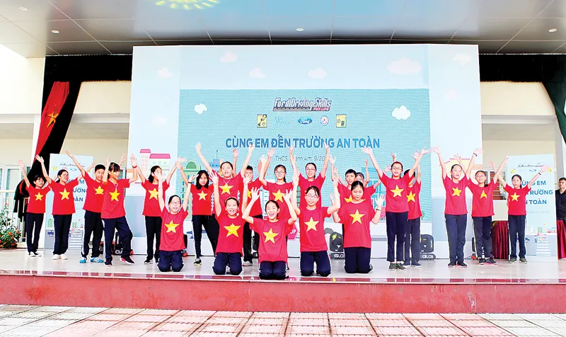 Ford Việt Nam đẩy mạnh các hoạt động vì  cộng đồng trong tháng chăm sóc toàn cầu 2018