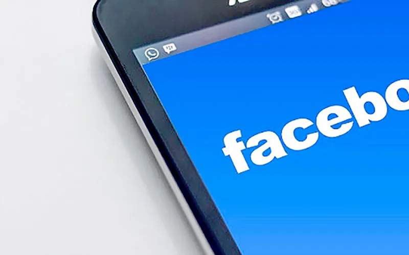 Facebook gỡ nhiều tài khoản giả mạo ở Anh và Romania