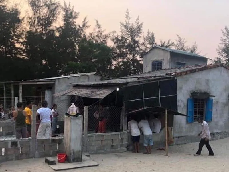 Người thân chuẩn bị lo hậu sự cho 2 nạn nhân