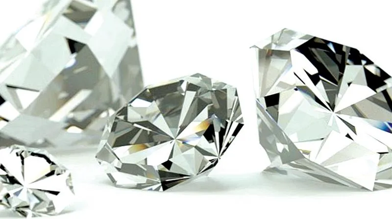 Nuốt kim cương che giấu hành vi buôn lậu