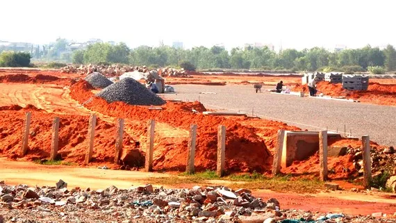 Khu dân cư nông thôn Hàm Thắng - Hàm Liêm giai đoạn 2 của Công ty Nguyên Bình chưa có giấy phép xây dựng nhưng đã ồ ạt thi công hạ tầng, công khai rao bán đất nền