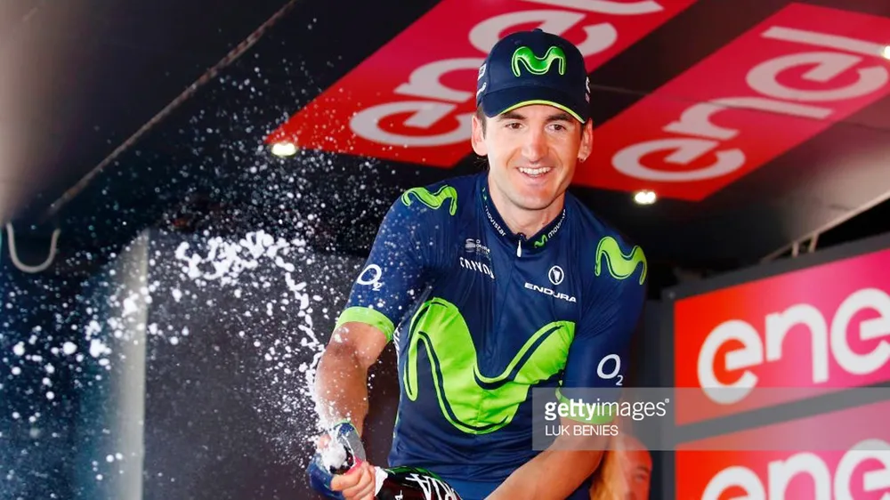 Niềm vui chiến thắng của Gorka Izagirre.