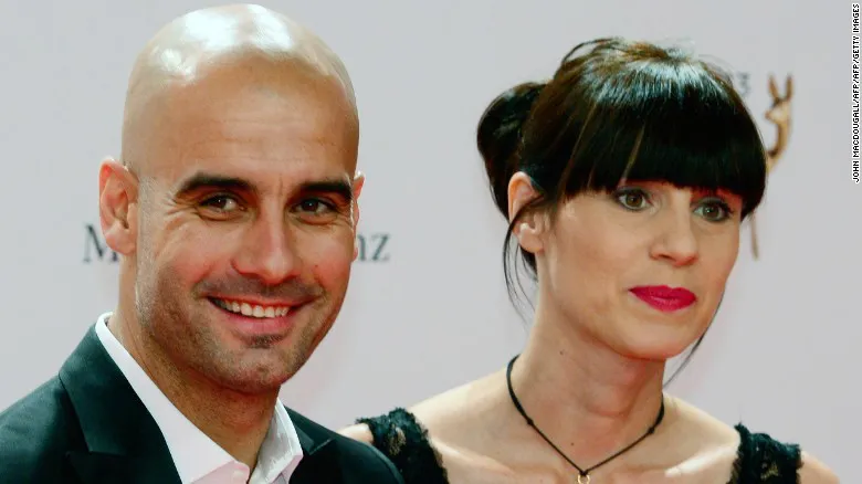 Pep và người vợ Christina. 