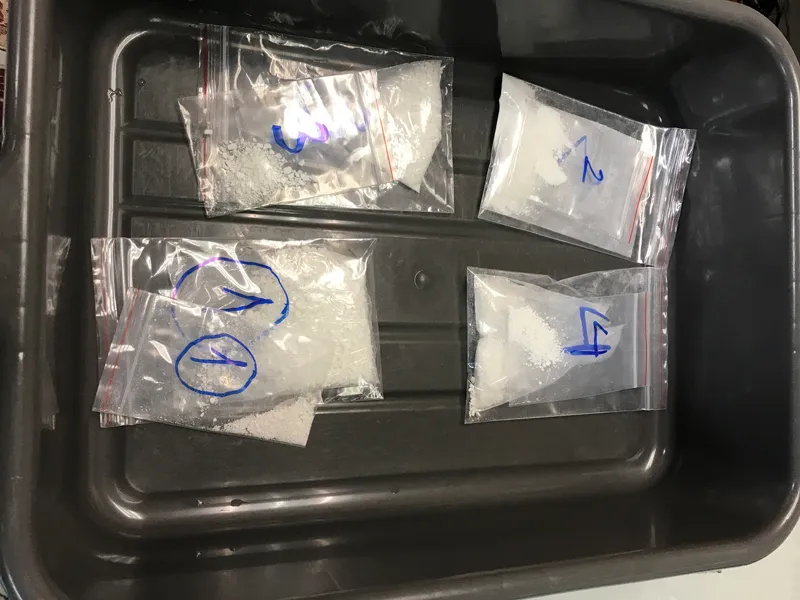 Người phụ nữ mang hành lý chứa cocain bị bắt tại sân bay Tân Sơn Nhất ảnh 1