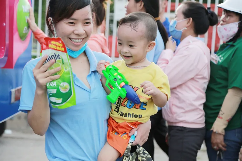 Hơn 20.000 lượt người dân xếp hàng ủng hộ hàng Việt ảnh 3