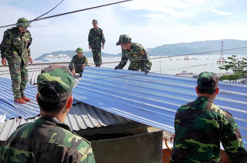 Bão qua, lũ đến gây thiệt hại kép ảnh 1