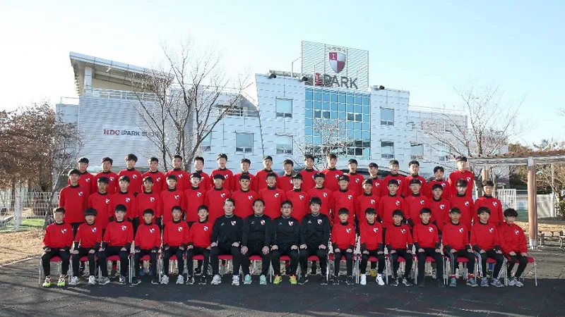 PVF khai trương cơ sở mới - tổ chức giao hữu quốc tế và bổ nhiệm giám đốc bóng đá ảnh 6