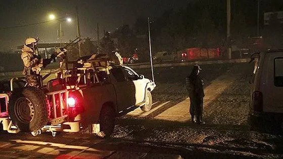 Căng thẳng đối đầu ảnh 1