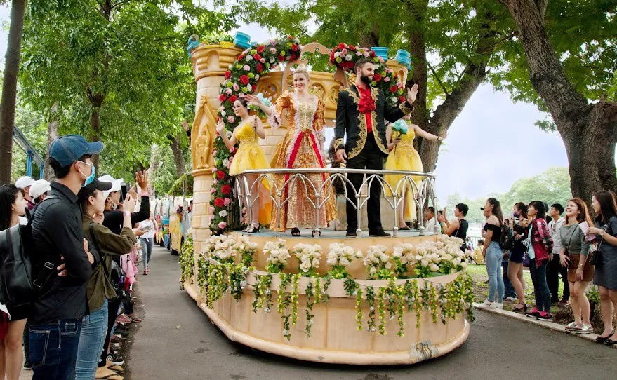 Vui chơi giải trí Tết tại Công viên Văn hóa Đầm Sen ảnh 2