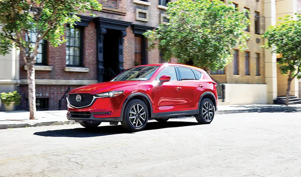 Vì sao Mazda CX-5 luôn thống trị trong phân khúc CUV?