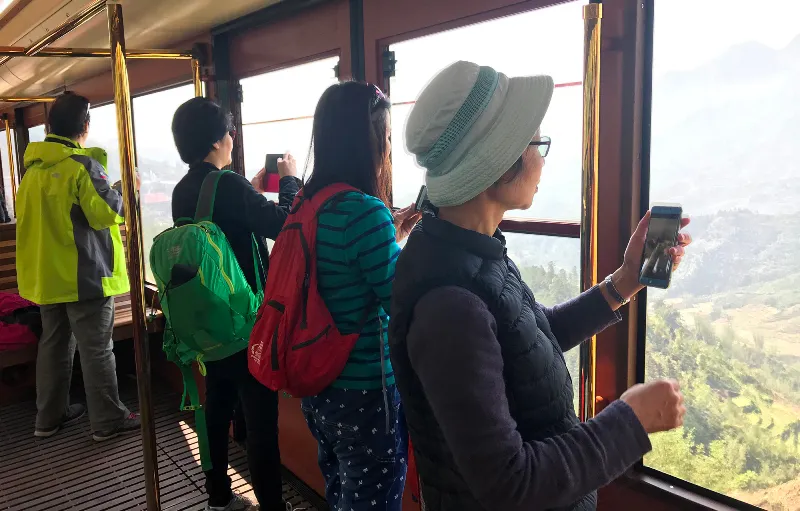 Cảnh sắc Tây Bắc có một không hai nhìn từ tàu hỏa leo núi Mường Hoa ảnh 8