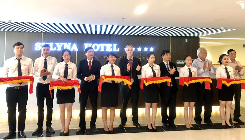 100% sinh viên ngành du lịch ĐH Quốc tế Hồng Bàng có việc làm khi tốt nghiệp ảnh 1