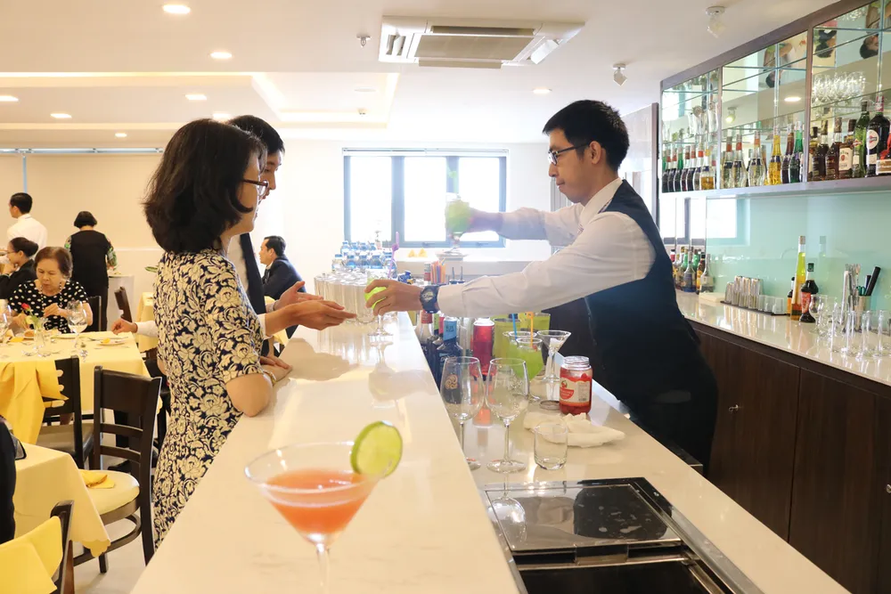 100% sinh viên ngành du lịch ĐH Quốc tế Hồng Bàng có việc làm khi tốt nghiệp ảnh 3