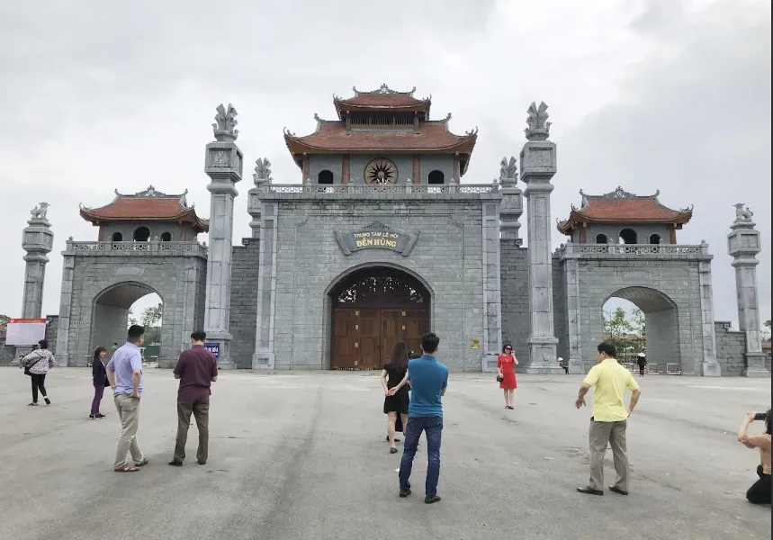 Quần thể Đền Hùng: Cổ kính, tôn nghiêm và linh thiêng ảnh 8