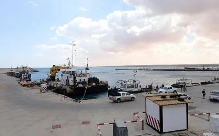 cảng dầu Es Sider. Ảnh: REUTERS