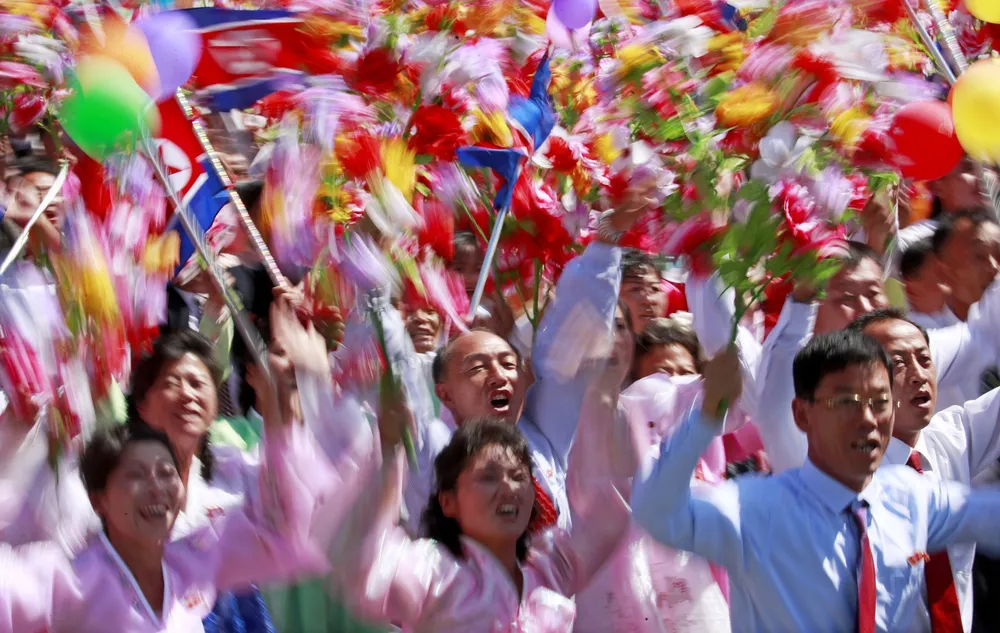 CHDCND Triều Tiên diễu binh không có tên lửa tầm xa mừng 70 năm Quốc khánh ảnh 6