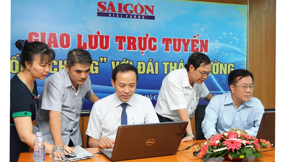 Quang cảnh buổi giao lưu