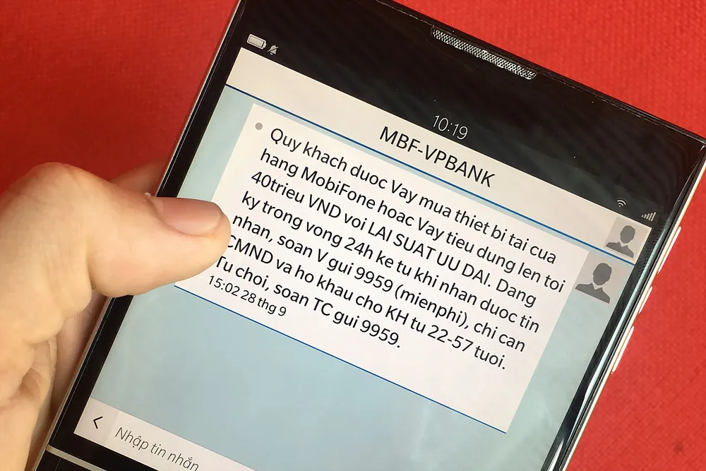 Vay tiền online - Xu hướng cần quản lý. Bài 1: “Click chuột” là… được vay tiền ảnh 1