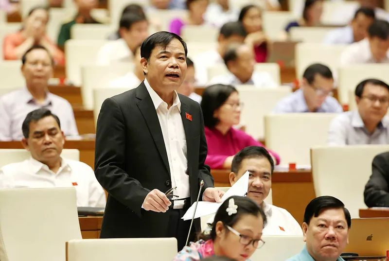 Bất an trước nhiều vấn đề nóng trong xã hội ảnh 1