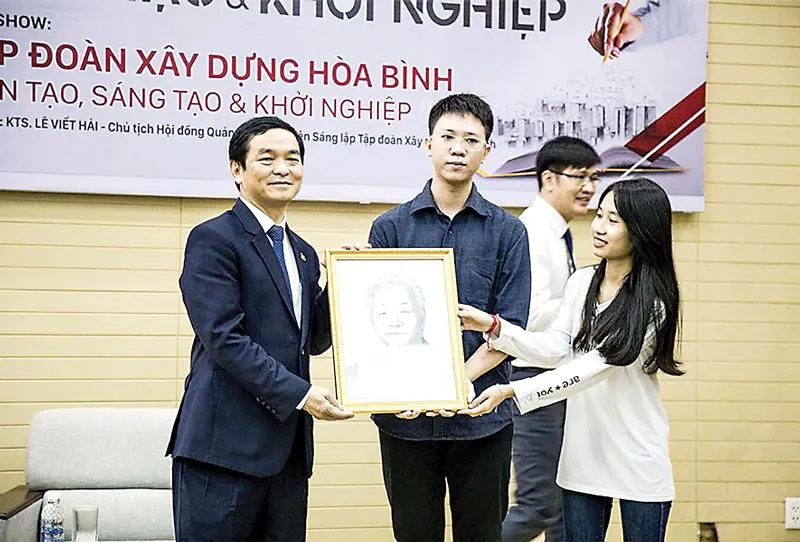 Chủ tịch HĐQT, Tổng Giám đốc Lê Viết Hải làm diễn giả chương trình Sáng tạo và Khởi nghiệp ảnh 1