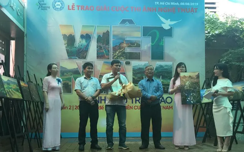 Trao giải cuộc thi ảnh nghệ thuật “Việt Nam nhìn từ trên cao” năm 2019: Tự hào biên cương Việt Nam ảnh 2