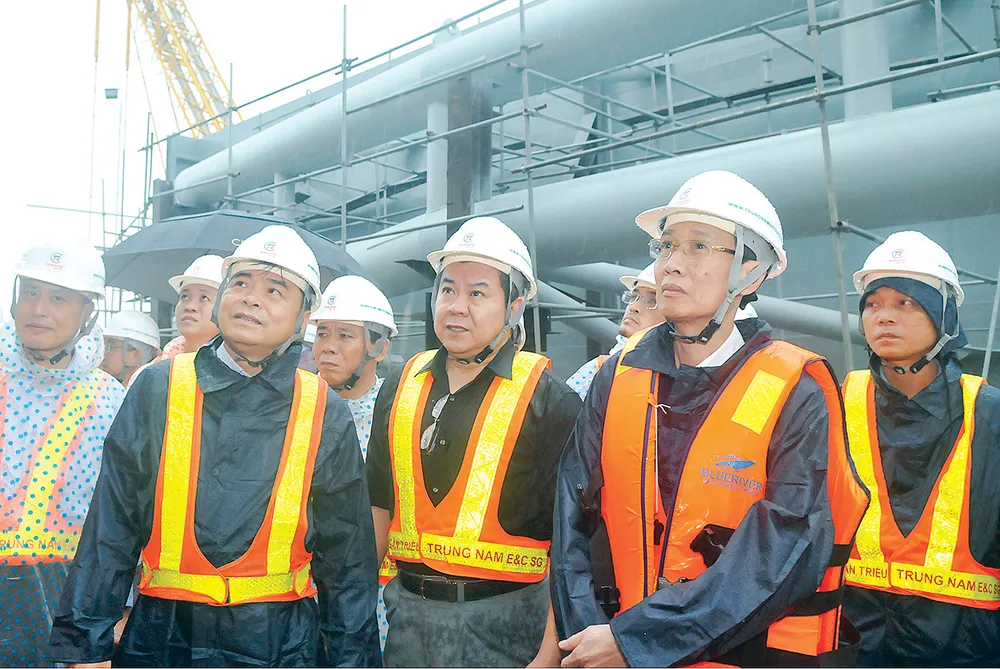 Dự án giải quyết ngập do triều khu vực TPHCM: Nỗ lực đưa vào vận hành từ tháng 10-2020 ảnh 1