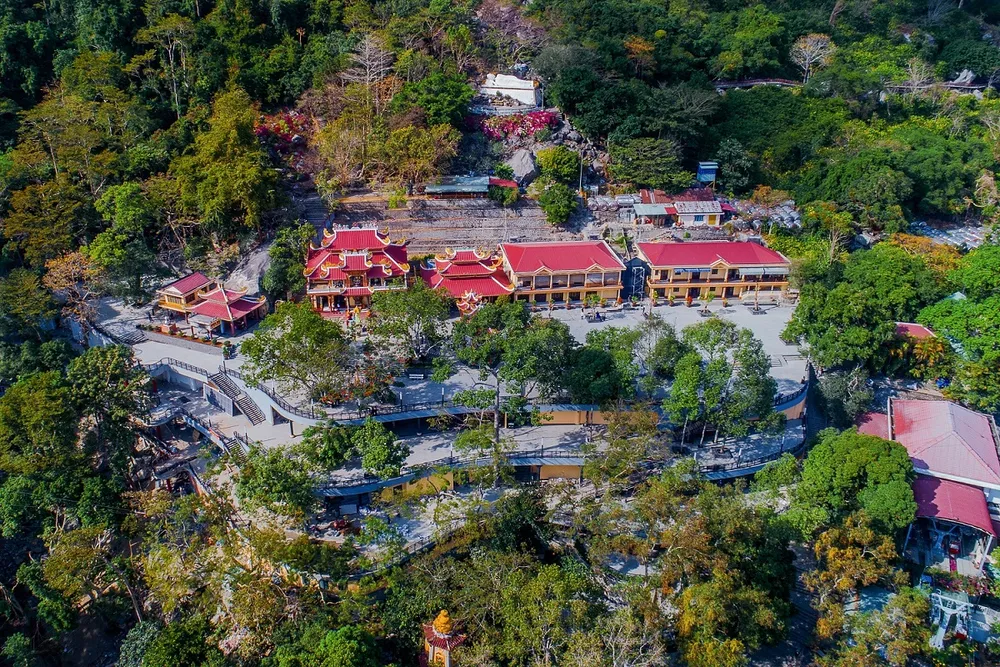 Trung thu đáng nhớ trên nóc nhà Nam bộ với combo vé cáp treo giảm giá tới 25% ảnh 3