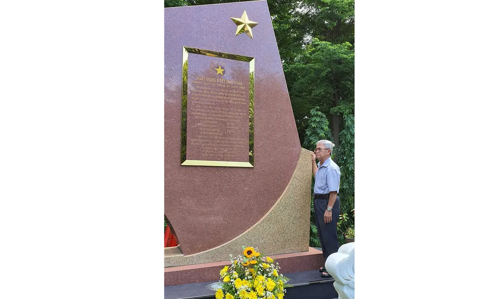 Nhớ thương đồng đội ảnh 1